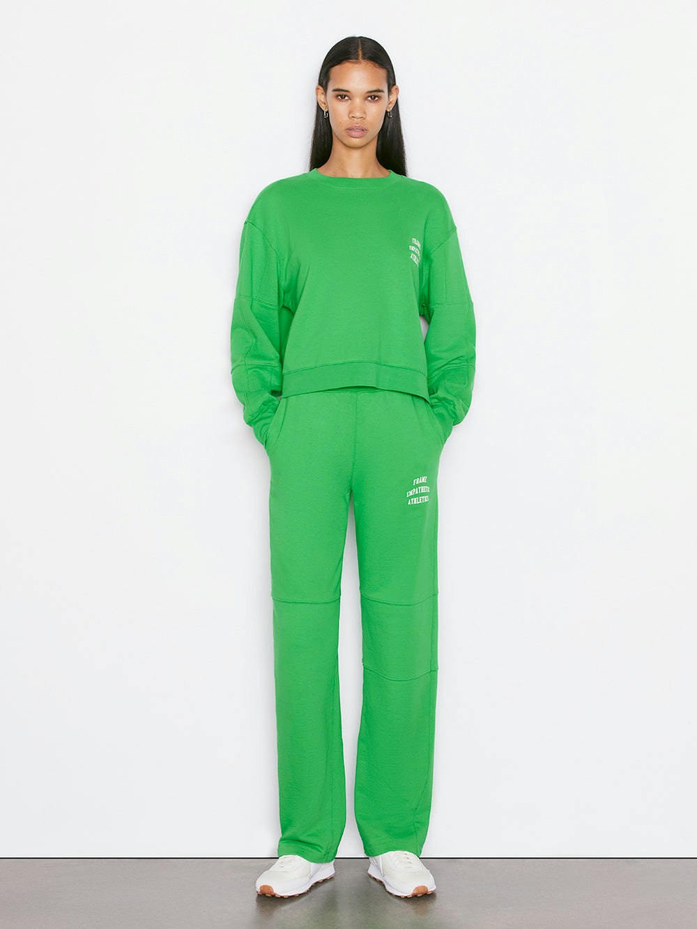 sweatshirt full body view alt:hover